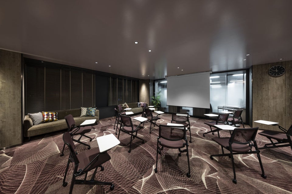 MeijiyasudaOpen-innovationCo-createCenter (俗称“mocc”)